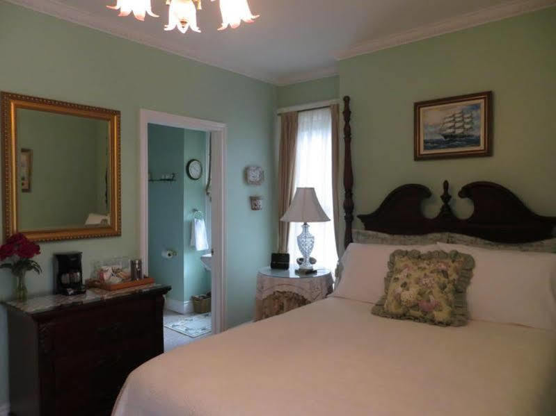 Redwood Bed And Breakfast Niagara-vízesés Kültér fotó
